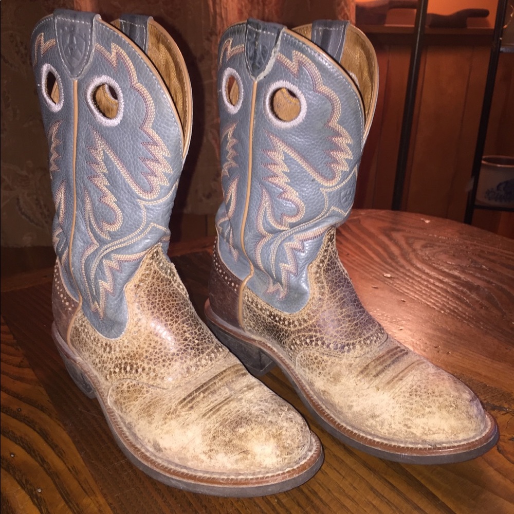 Ariat boots!